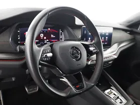 Skoda Octavia Combi 2.0 TDI 4X4 RS Aut. | Thumbnail 9 von 23