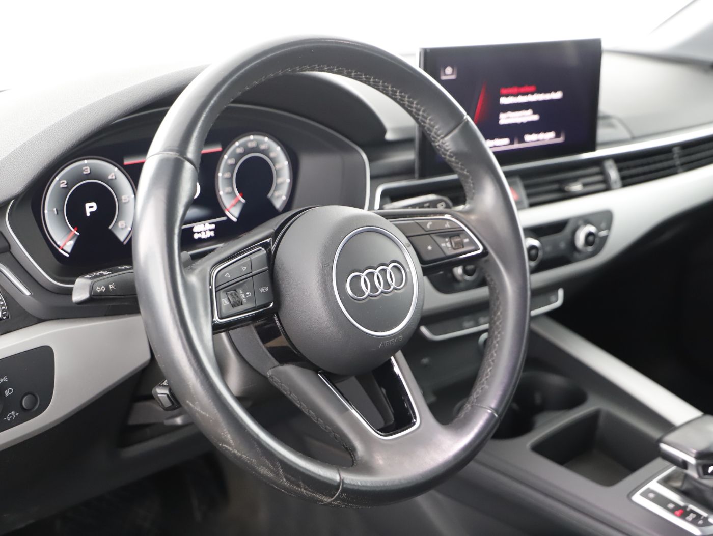 Audi A4 Avant 30 TDI Aut. | Bild 17 von 28