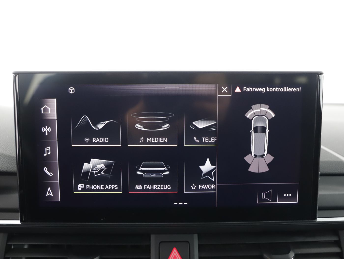 Audi A4 Avant 30 TDI Aut. | Bild 21 von 28