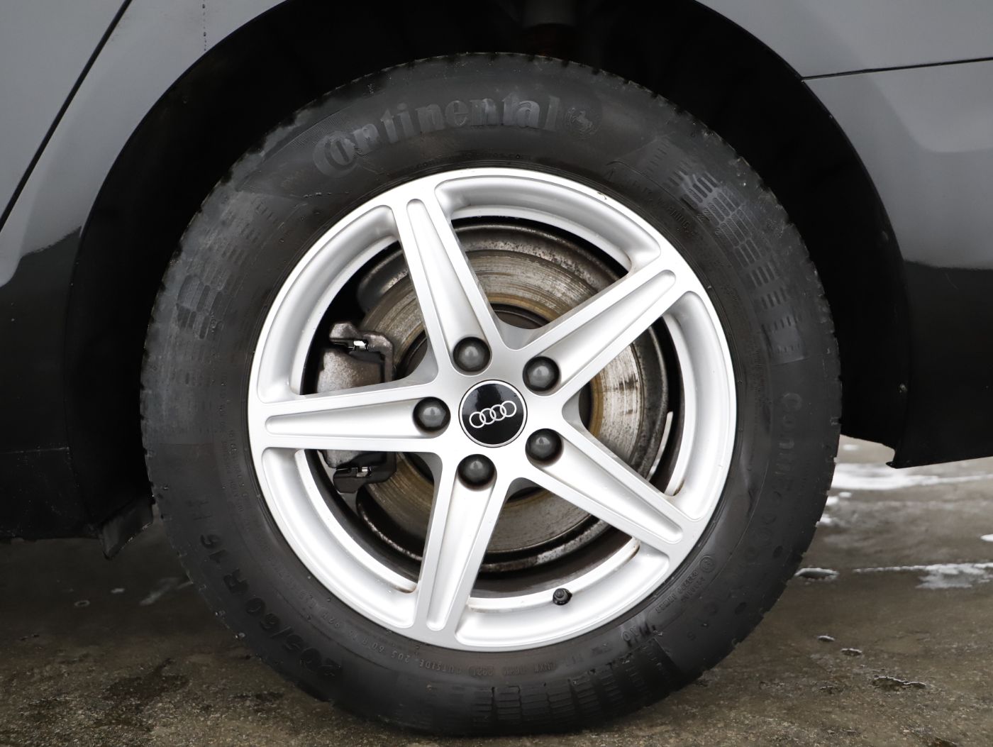 Audi A4 Avant 30 TDI Aut. | Bild 10 von 28