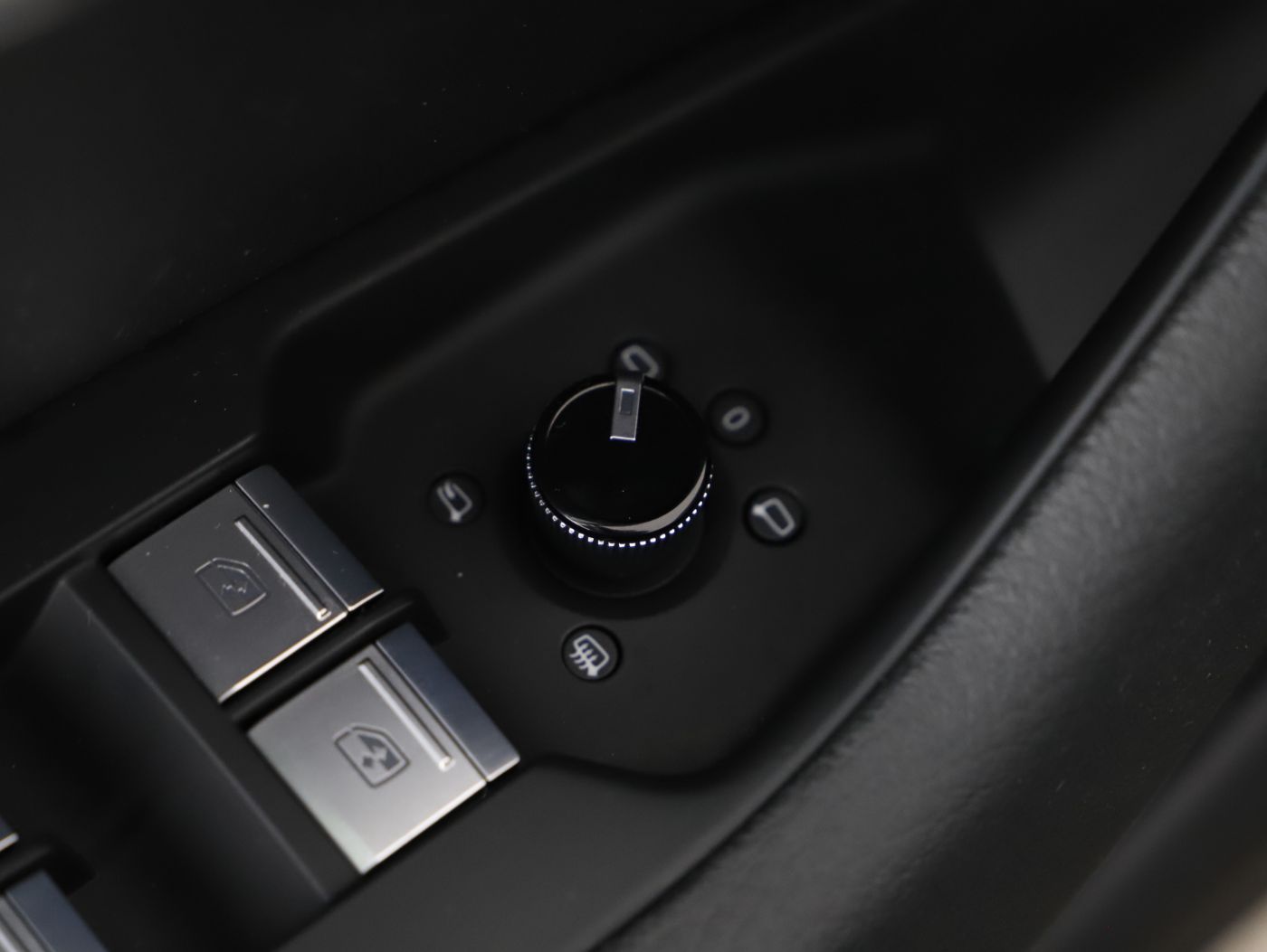 Audi A6 Avant 40 TDI Aut. design | Bild 8 von 25