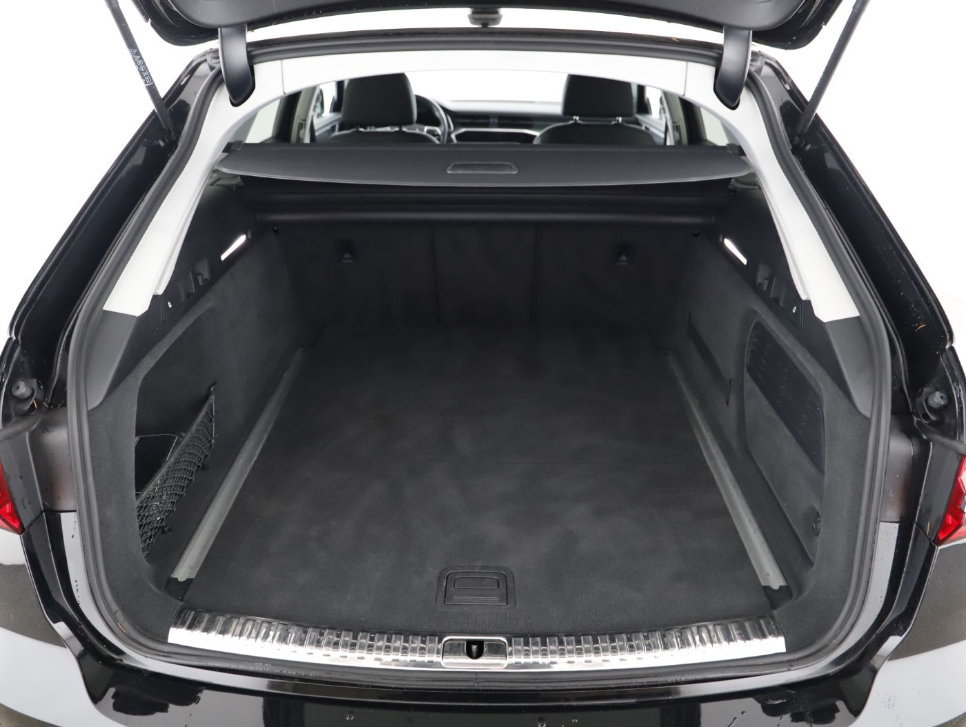 Audi A6 Avant 40 TDI Aut. design | Bild 23 von 25