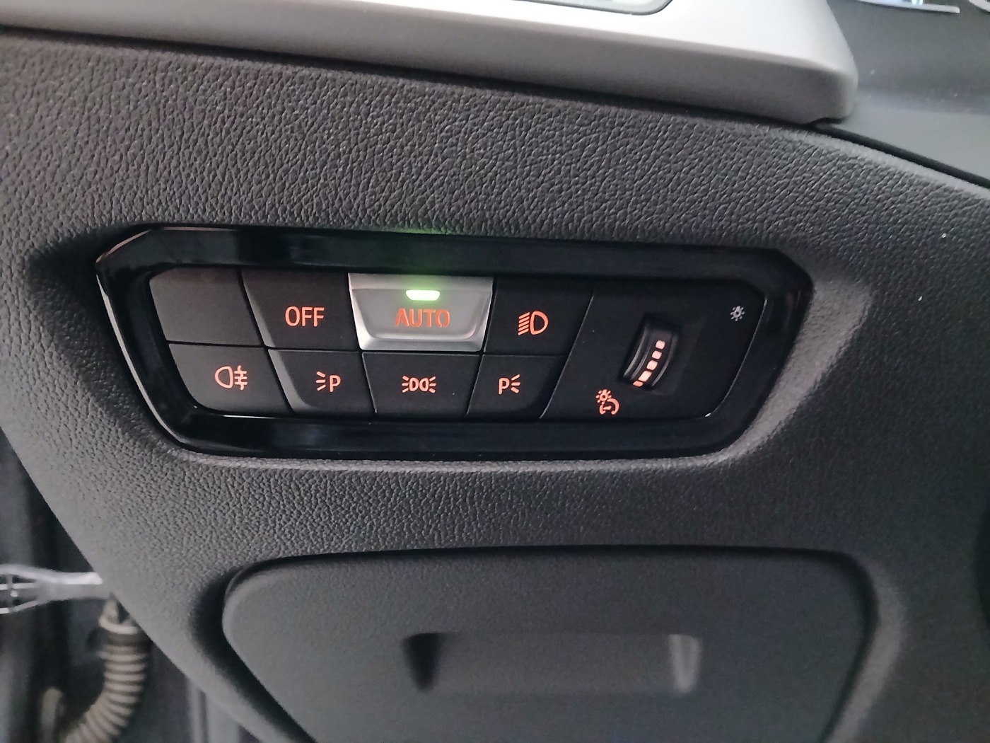 BMW 318d Touring Advantage | Bild 12 von 30