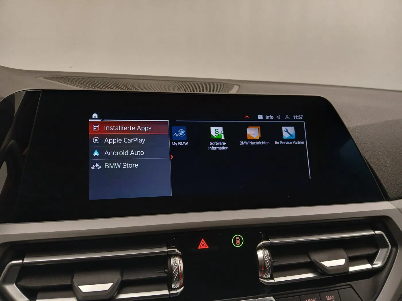 BMW 318d Touring Advantage | Bild 19 von 30