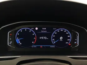 VW Passat Business 1.5 TSI | Thumbnail 13 von 29