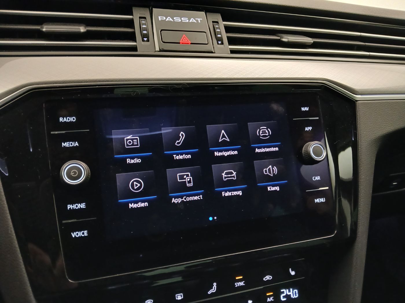 VW Passat Business 1.5 TSI | Bild 16 von 29