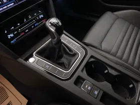 VW Passat Business 1.5 TSI | Thumbnail 24 von 29