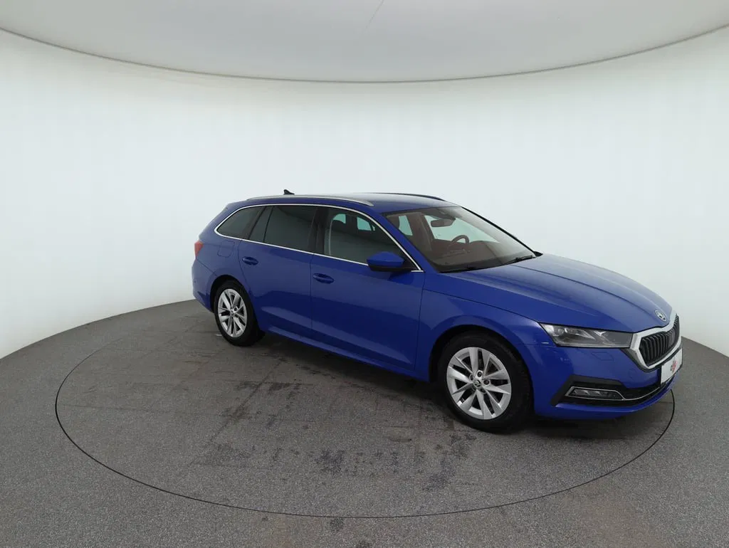 Skoda Octavia Combi 2.0 TDI Premium | Bild 3 von 30