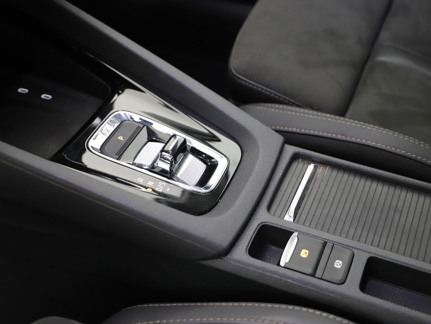 Skoda Octavia Combi 2.0 TDI Scout | Bild 13 von 27