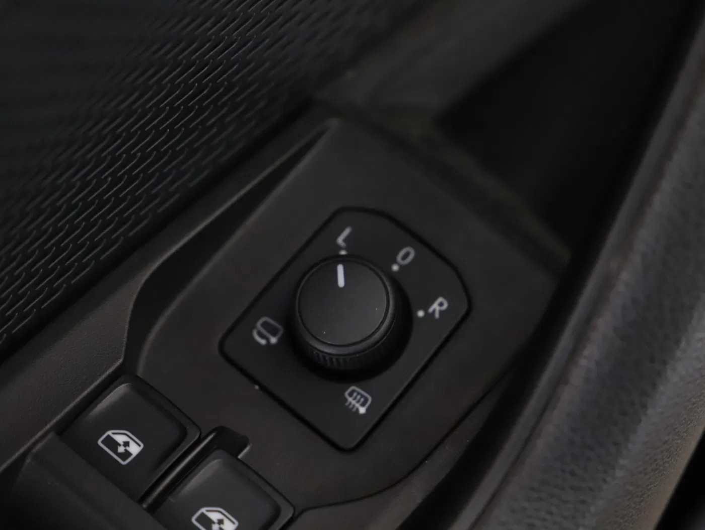 Skoda Octavia Combi 2.0 TDI Scout | Bild 12 von 27