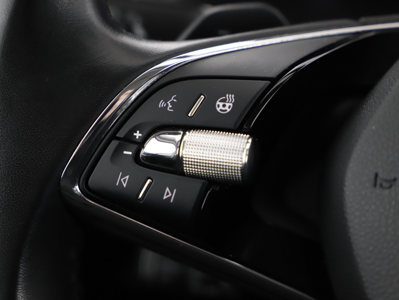 Skoda Octavia Combi 2.0 TDI Scout | Bild 17 von 27