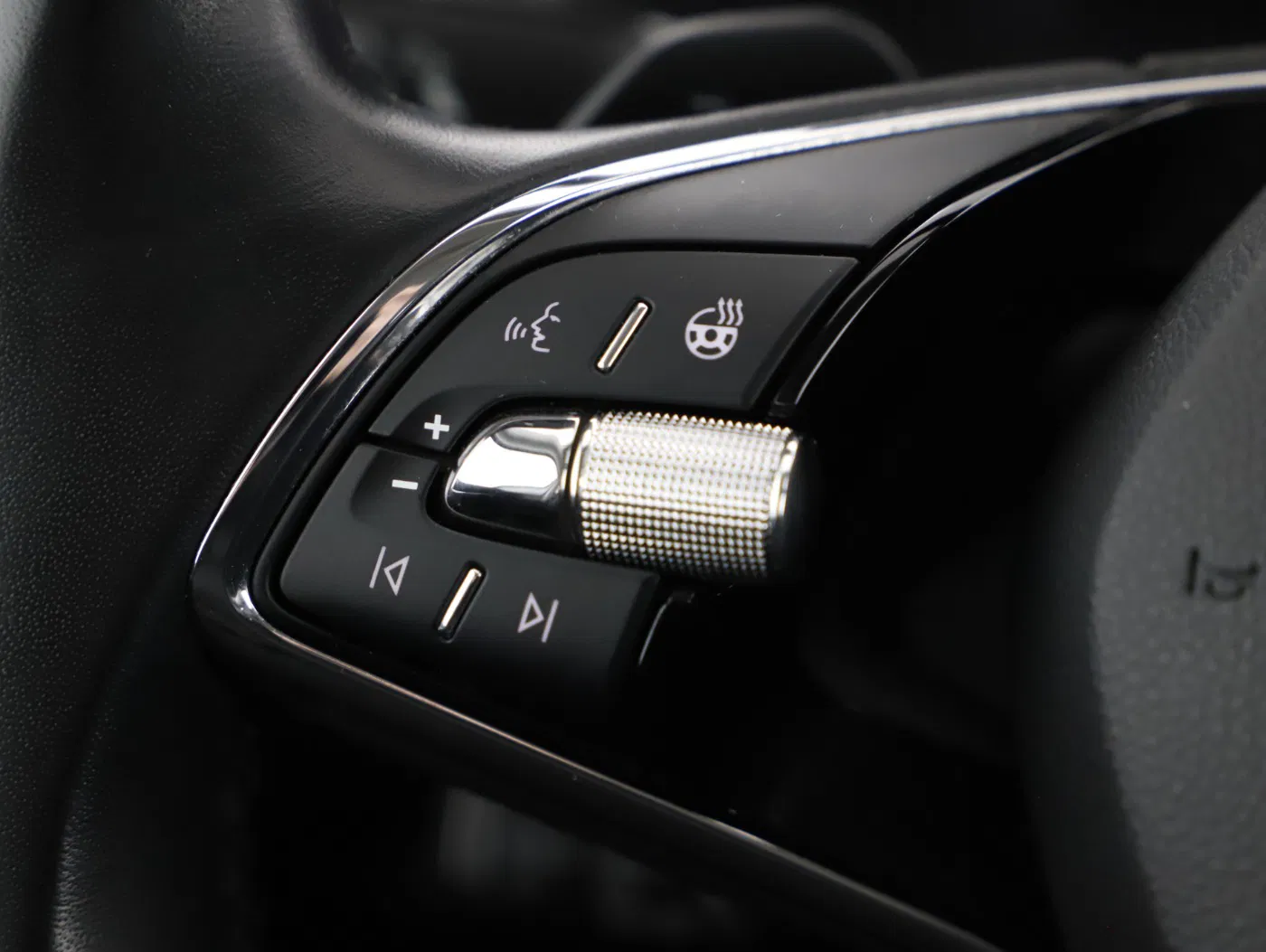 Skoda Octavia Combi 2.0 TDI Scout | Bild 17 von 27