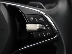 Skoda Octavia Combi 2.0 TDI Scout | Thumbnail 18 von 27