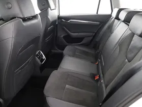 Skoda Octavia Combi 2.0 TDI Scout | Thumbnail 21 von 27