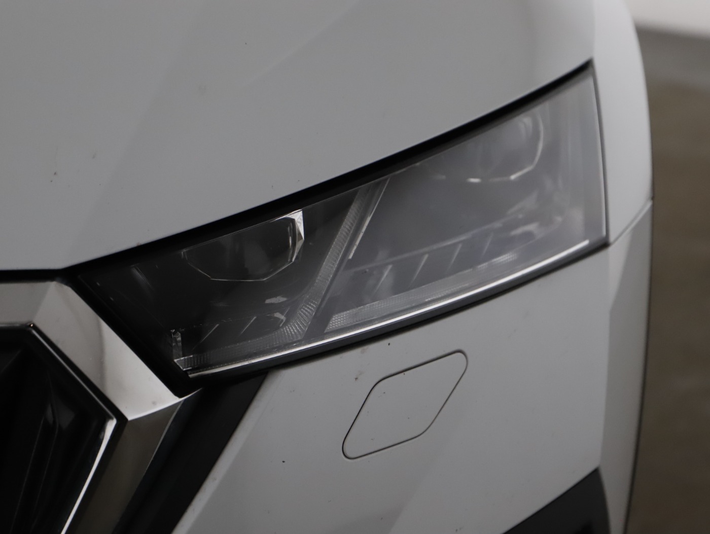 Skoda Octavia Combi 2.0 TDI Scout | Bild 27 von 27