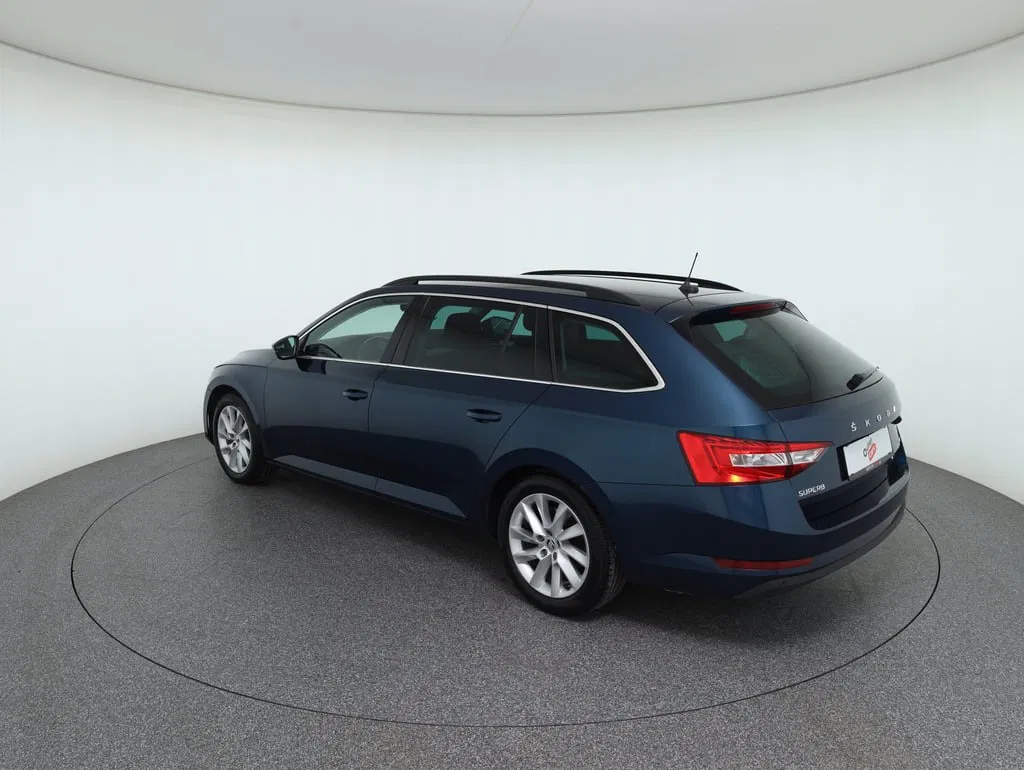 Skoda Superb Combi 2.0 TDI Ambition | Bild 7 von 29