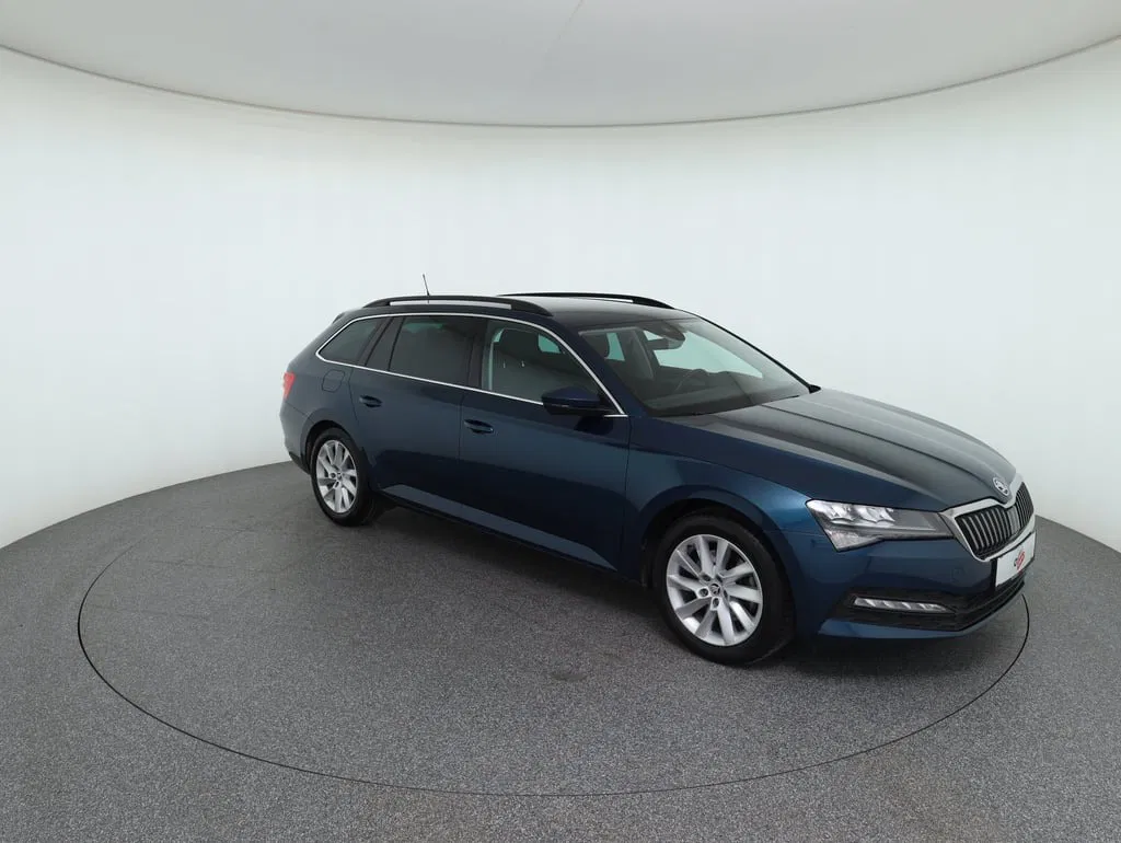 Skoda Superb Combi 2.0 TDI Ambition | Bild 3 von 29