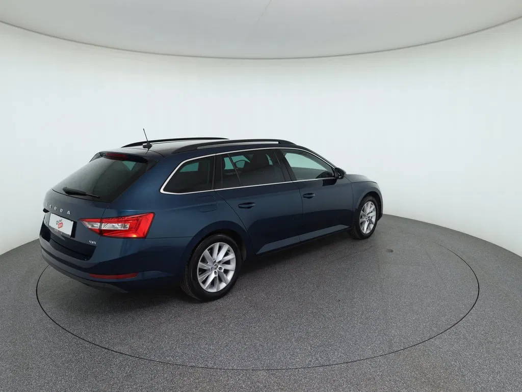 Skoda Superb Combi 2.0 TDI Ambition | Bild 5 von 29