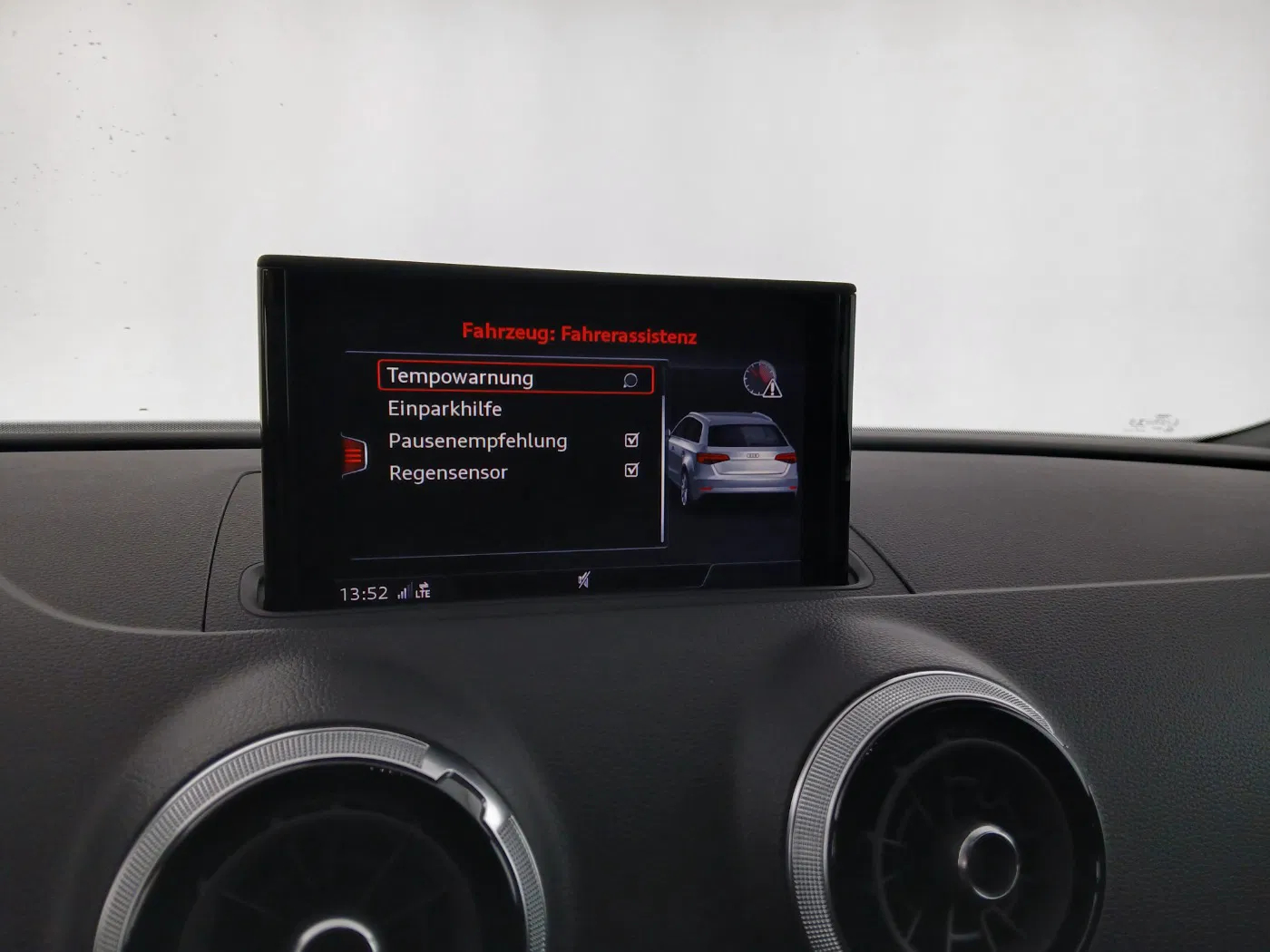 Audi A3 Sportback 1.0 TFSI SB | Bild 22 von 28