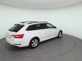 Skoda Superb Combi 2.0 TDI Ambition | Thumbnail 6 von 30