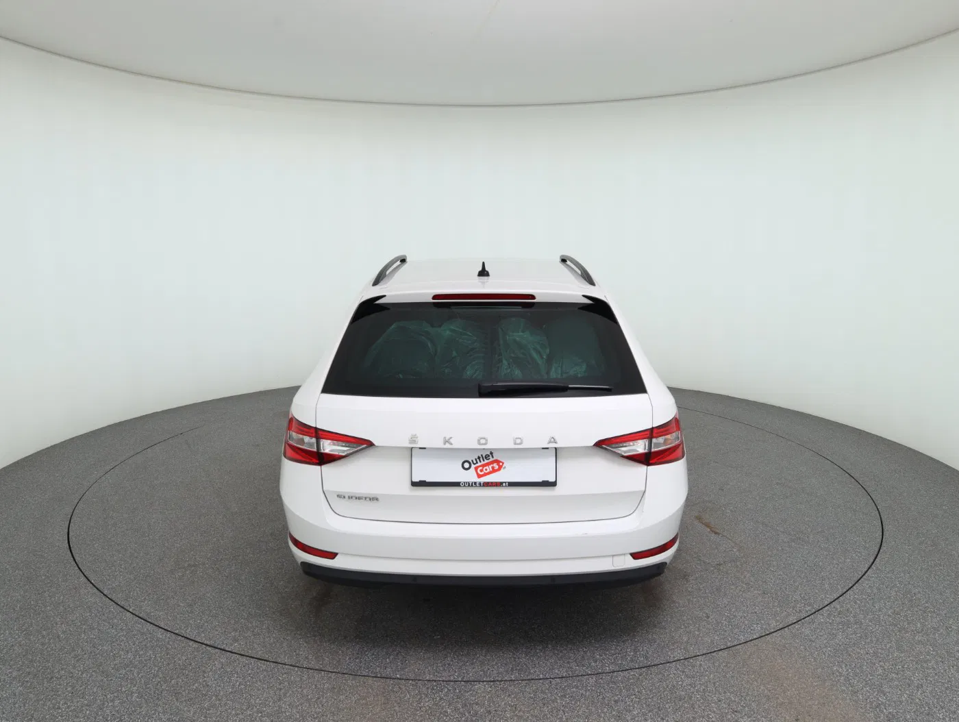 Skoda Superb Combi 2.0 TDI Ambition | Bild 7 von 30