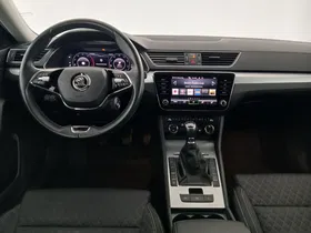 Skoda Superb Combi 2.0 TDI Ambition | Thumbnail 15 von 30