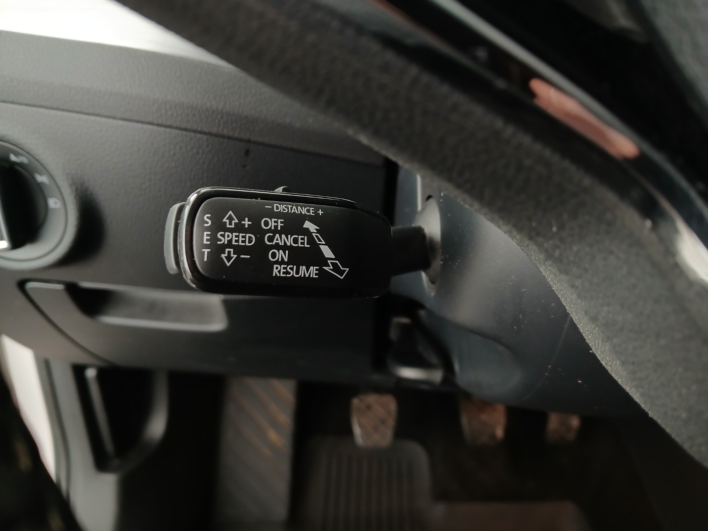 Skoda Superb Combi 2.0 TDI Ambition | Bild 16 von 30