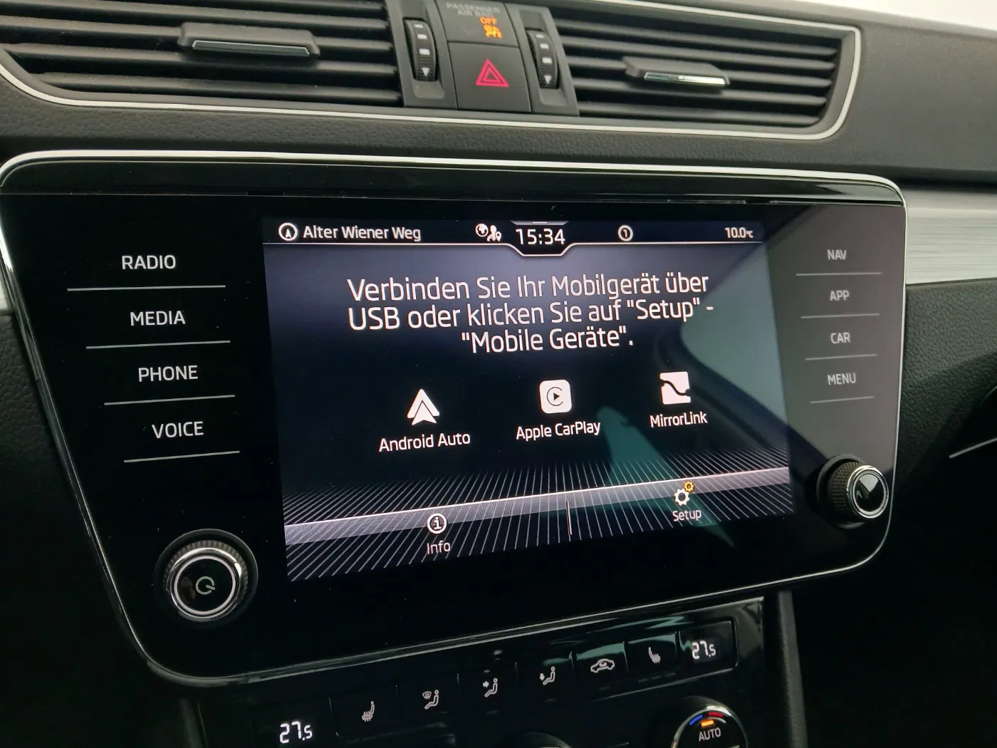 Skoda Superb Combi 2.0 TDI Ambition | Bild 23 von 30