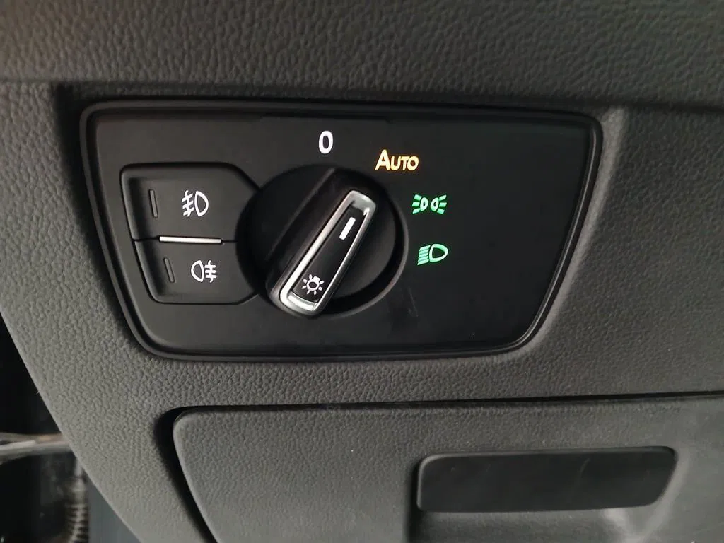 VW Passat Variant 1.5 TSI DSG | Bild 13 von 27