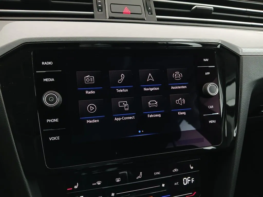 VW Passat Variant 1.5 TSI DSG | Bild 19 von 27