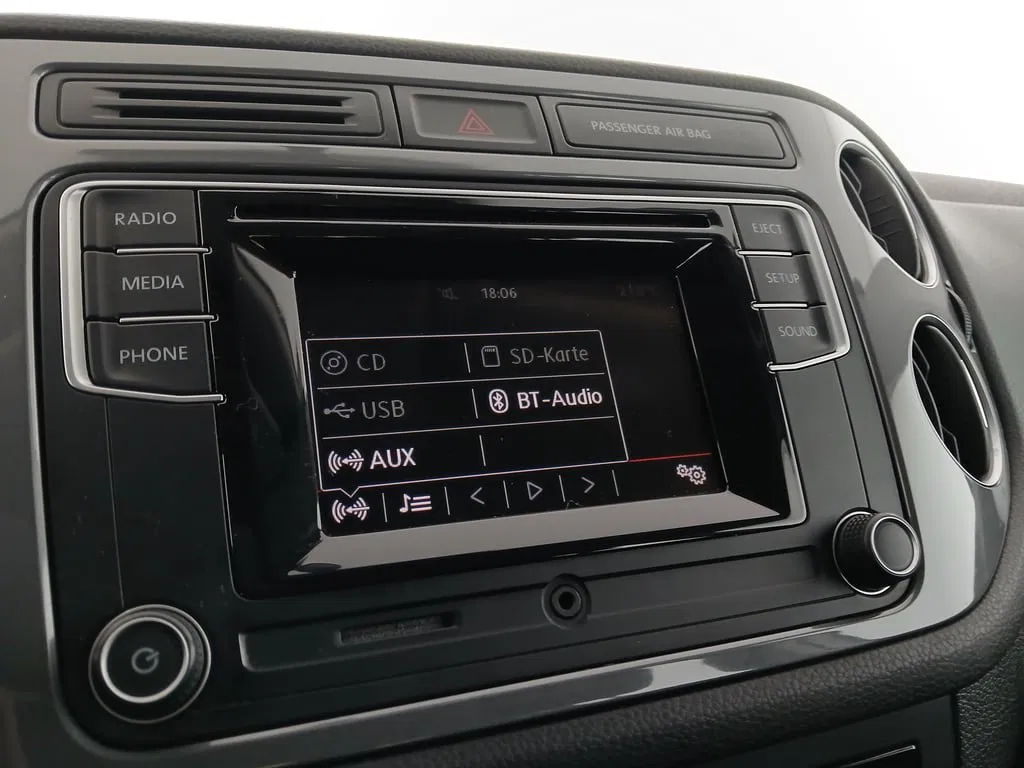 VW Tiguan 1.4 TSI BlueMotion | Bild 21 von 27