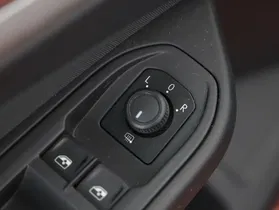 VW Golf VIII 1.0 TSI Rabbit | Thumbnail 22 von 24