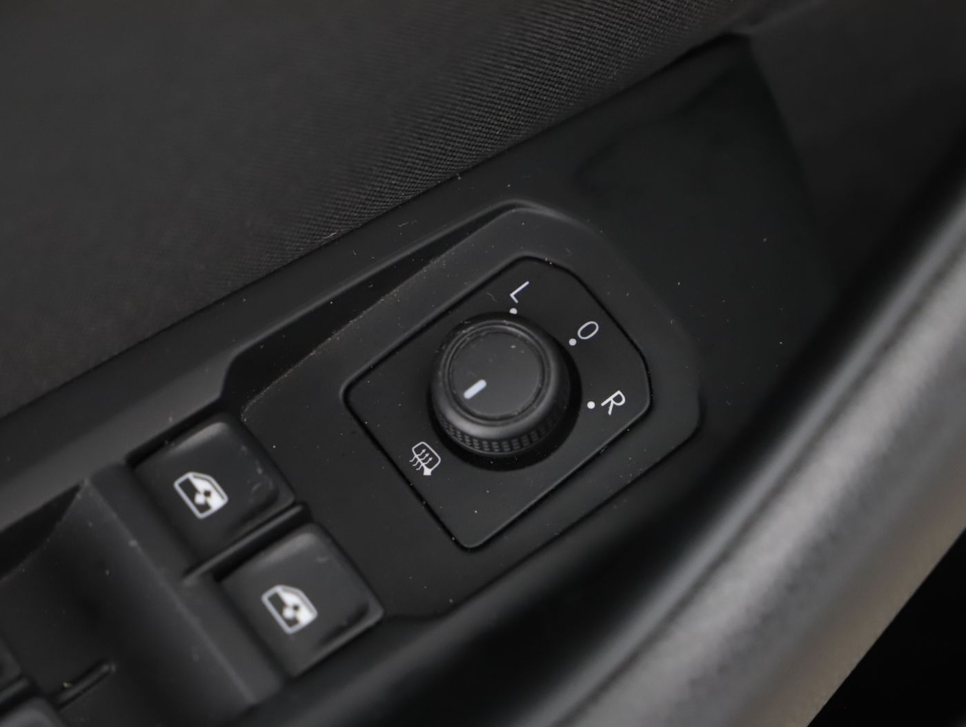 VW Passat Variant 2.0 TDI BMT | Bild 10 von 24