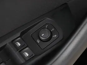 VW Passat Variant 2.0 TDI BMT | Thumbnail 10 von 24