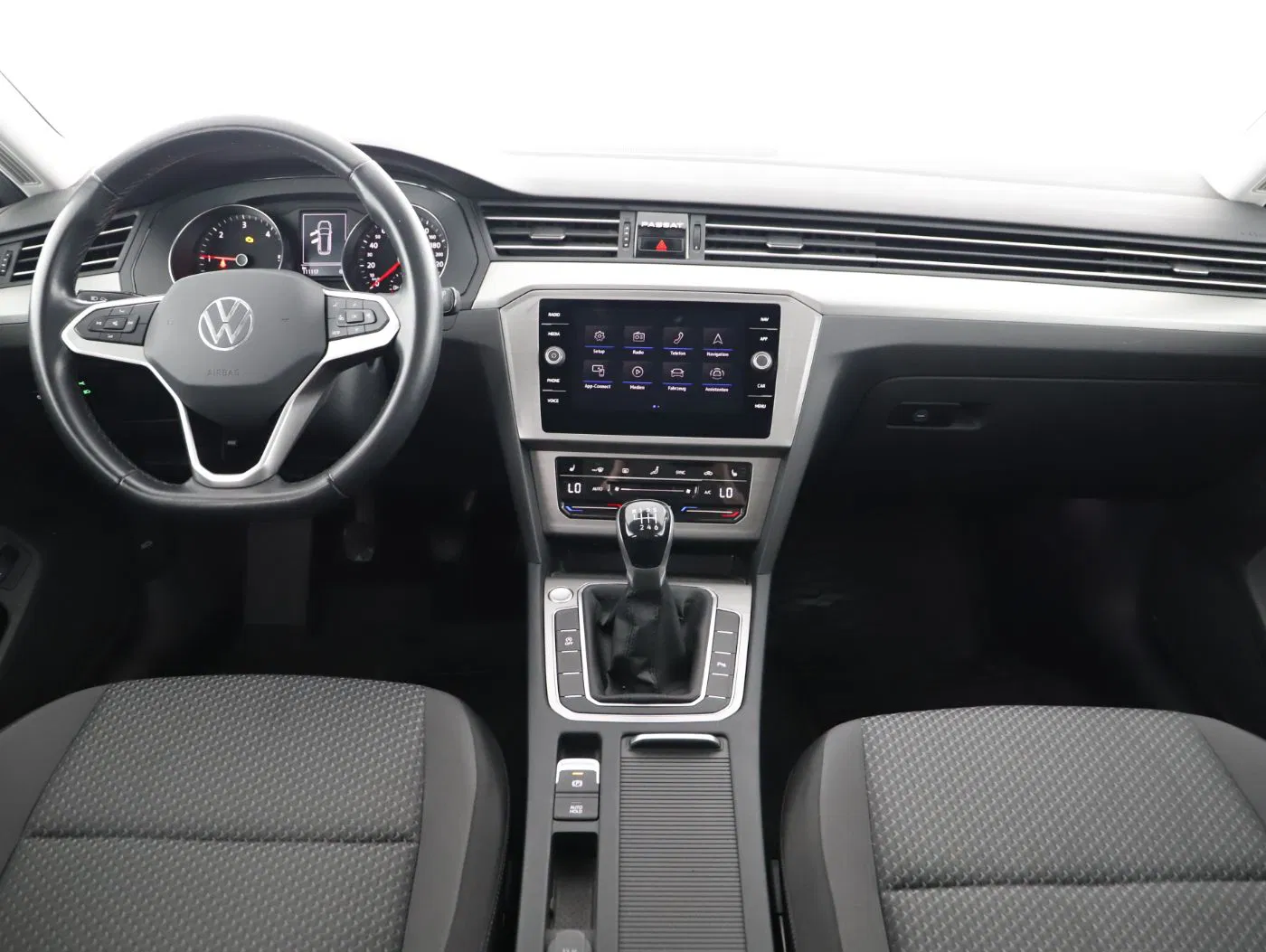 VW Passat Variant 2.0 TDI BMT | Bild 13 von 24