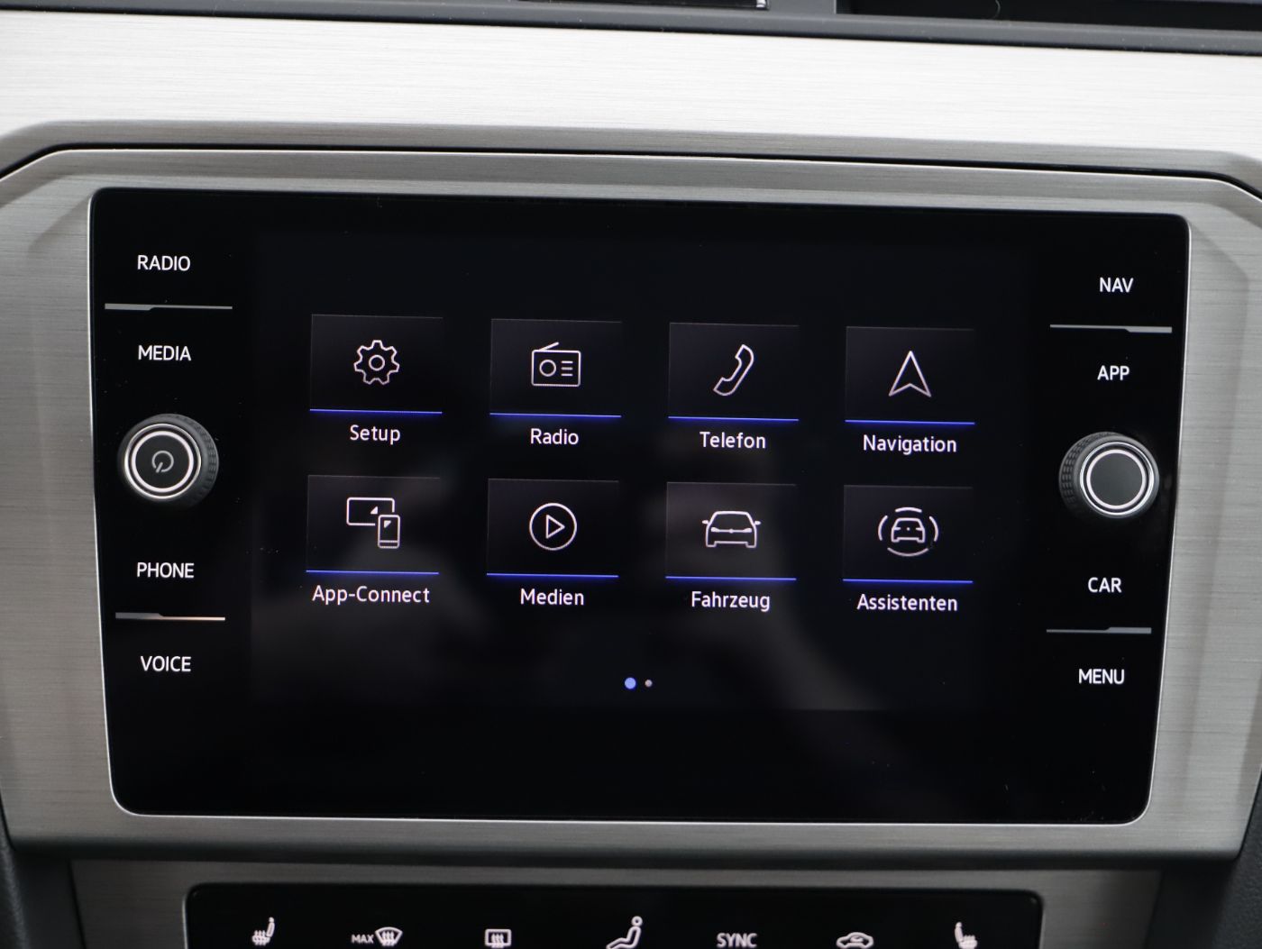 VW Passat Variant 2.0 TDI BMT | Bild 20 von 24