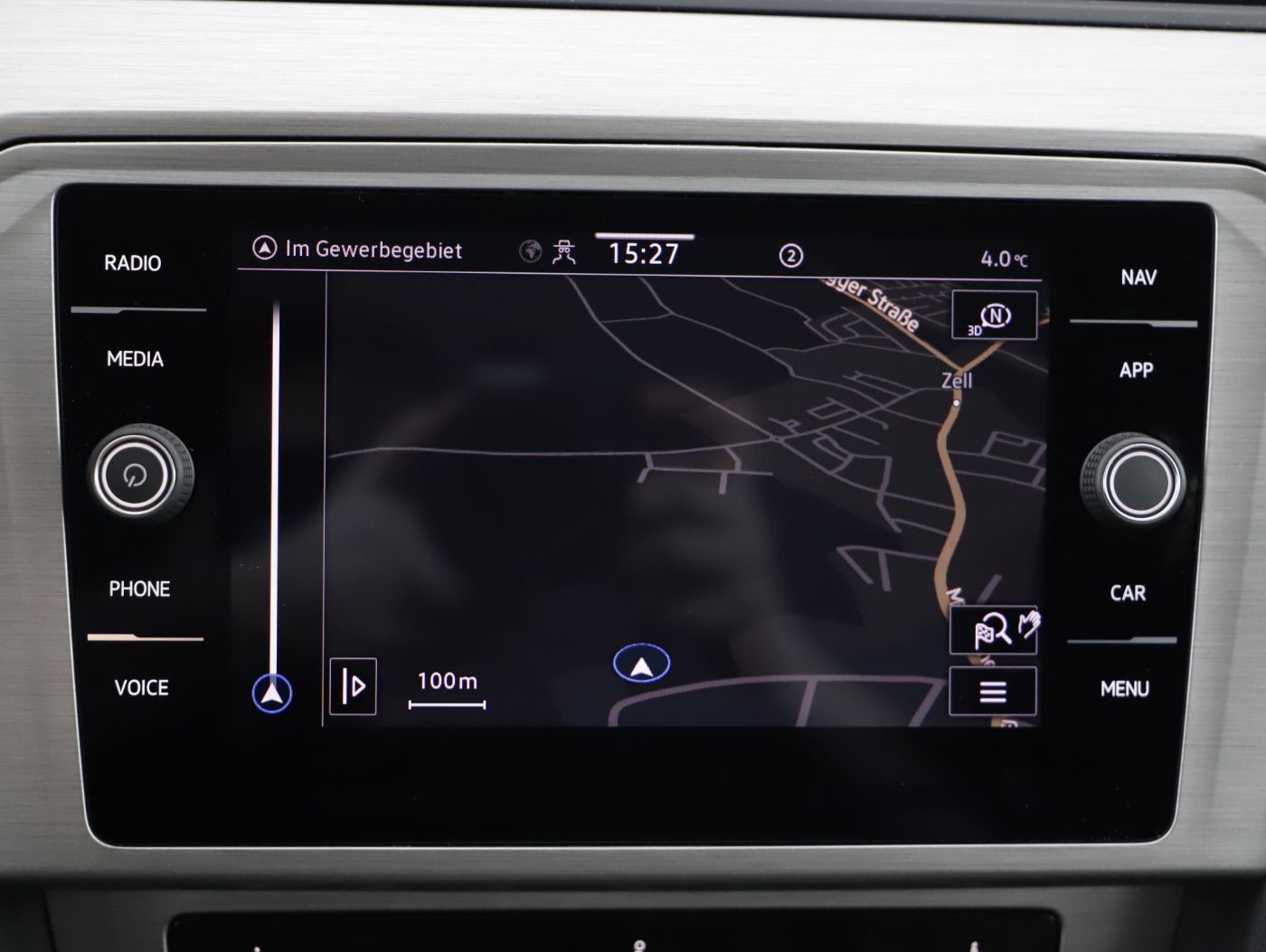 VW Passat Variant 2.0 TDI BMT | Bild 21 von 24