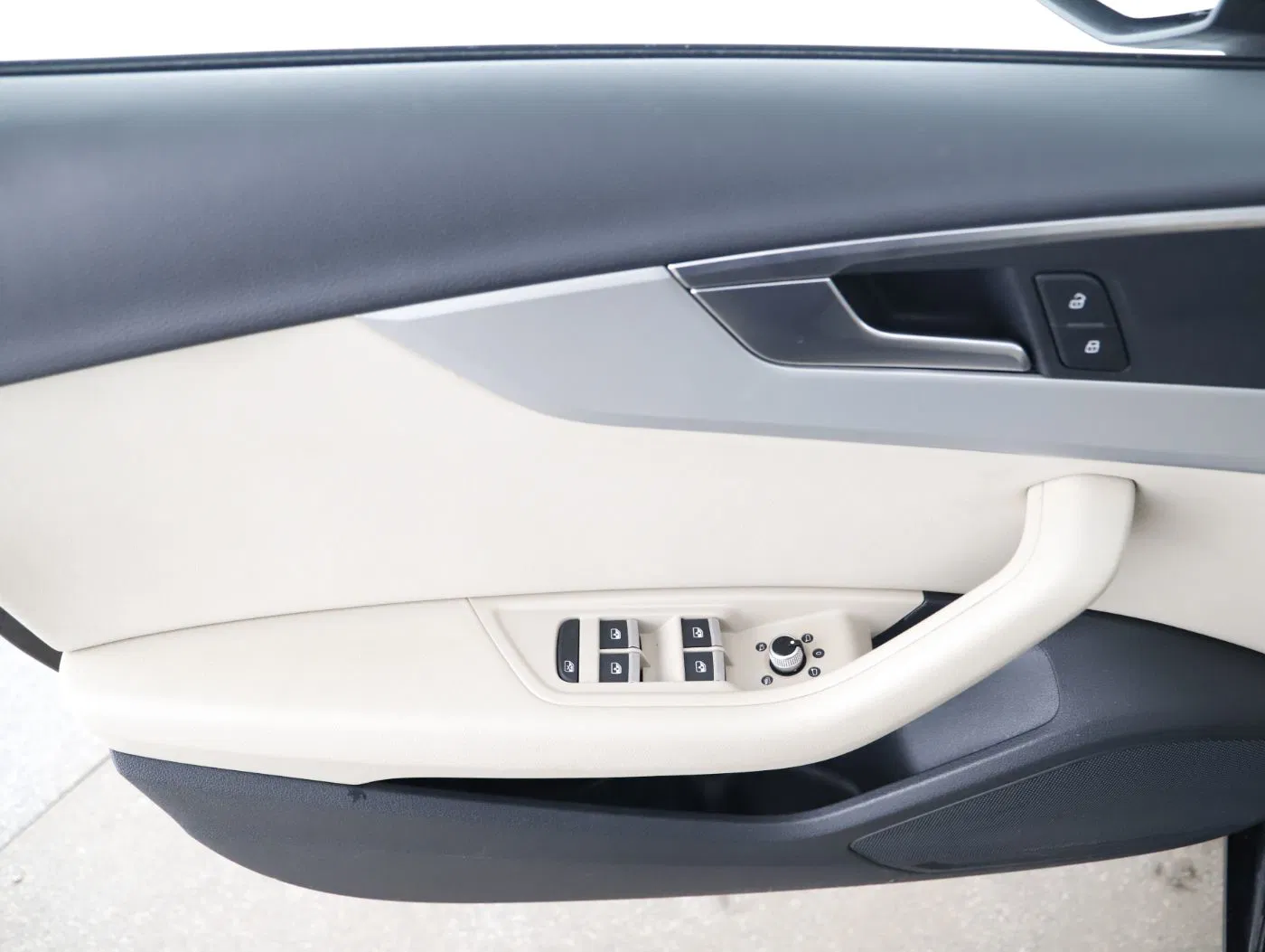 Audi A4 Avant 30 TDI Aut. | Bild 10 von 28