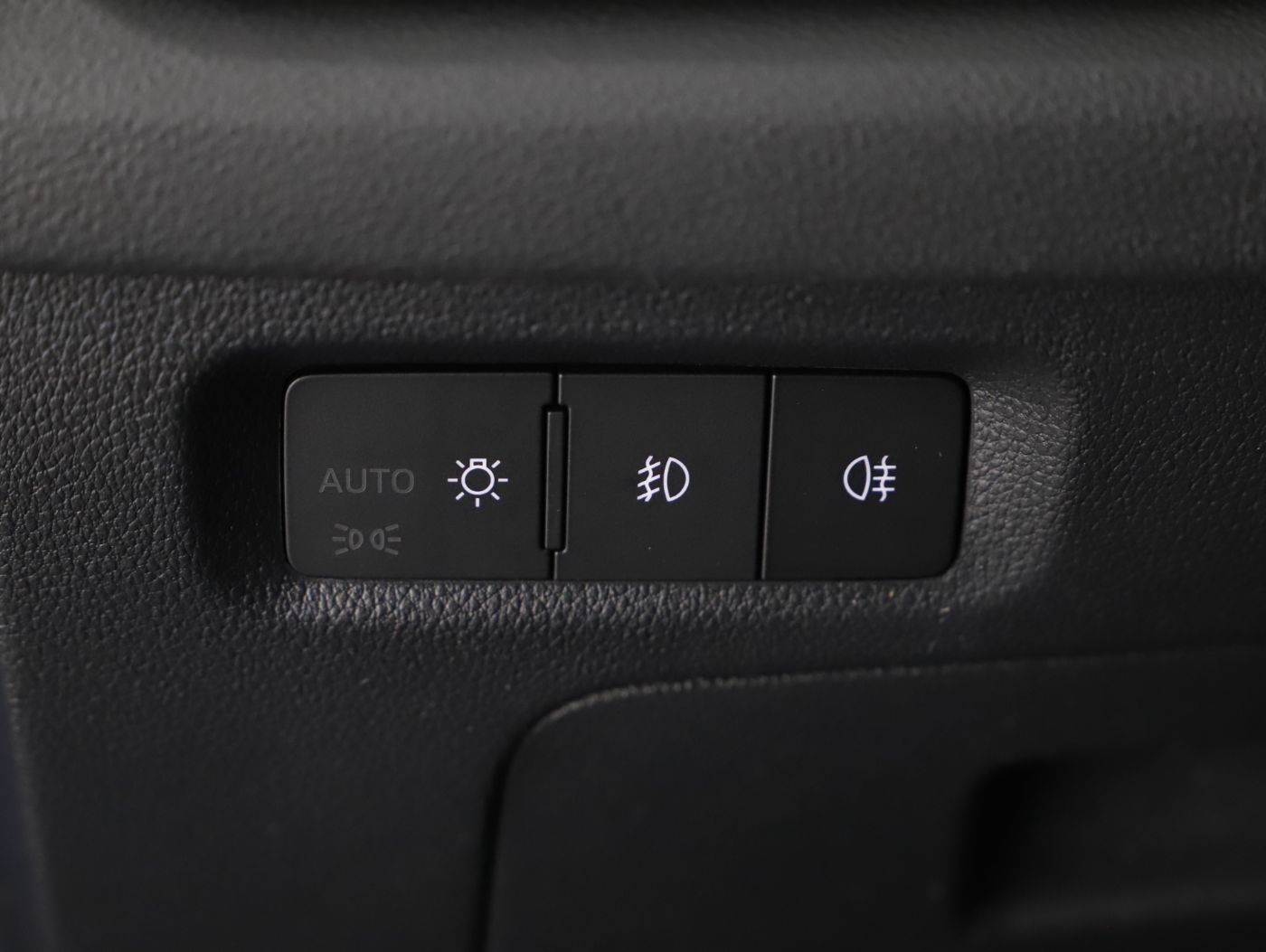 Skoda Octavia Combi 2.0 TDI Amb. | Bild 9 von 24