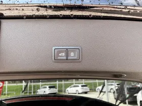 Audi e-tron S quattro | Thumbnail 24 von 28