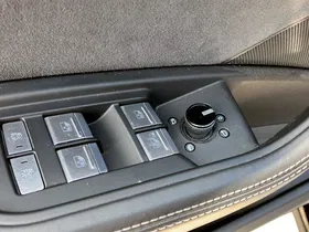 Audi e-tron S quattro | Thumbnail 18 von 28