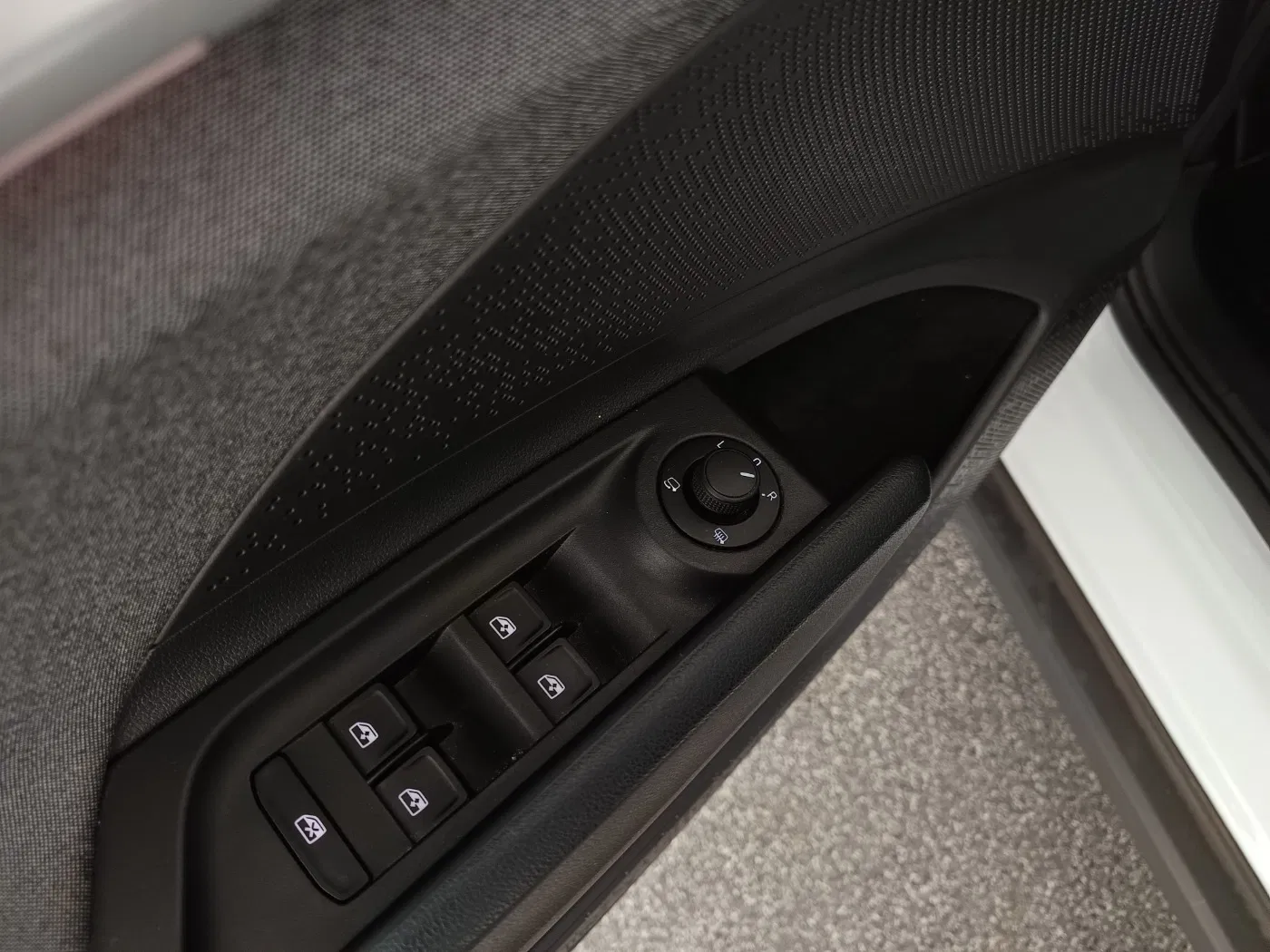 Skoda Enyaq iV 60 Loft | Bild 11 von 30