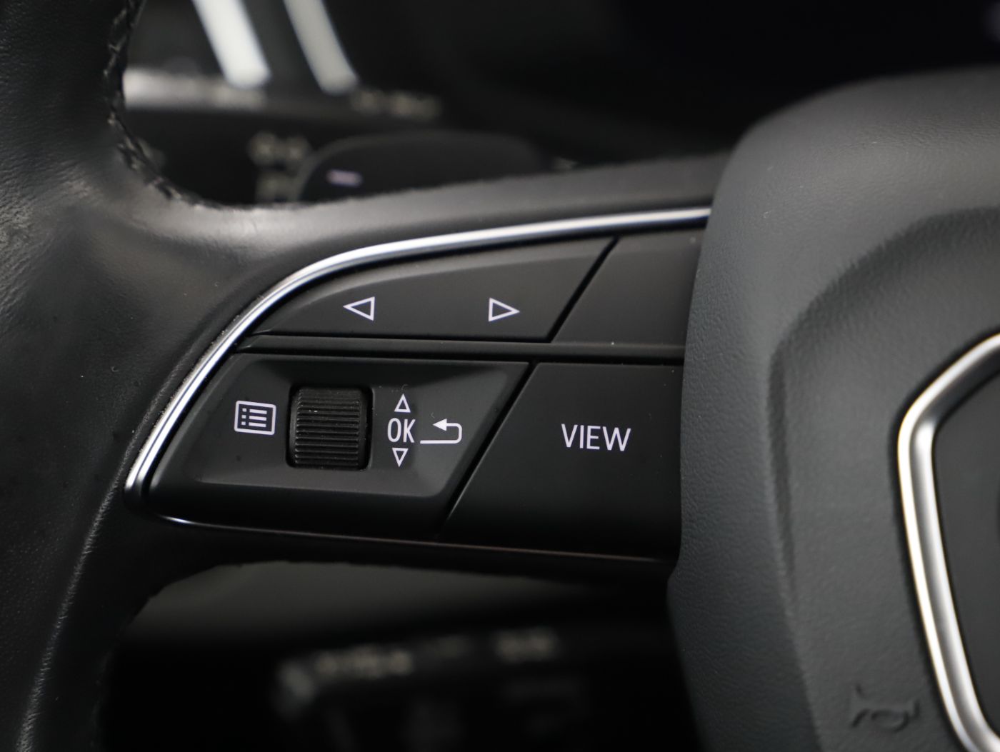 Audi A4 Avant 35 TDI S-Line Aut. | Bild 15 von 26