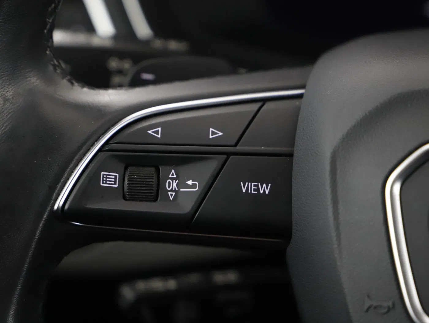 Audi A4 Avant 35 TDI S-Line Aut. | Bild 15 von 26