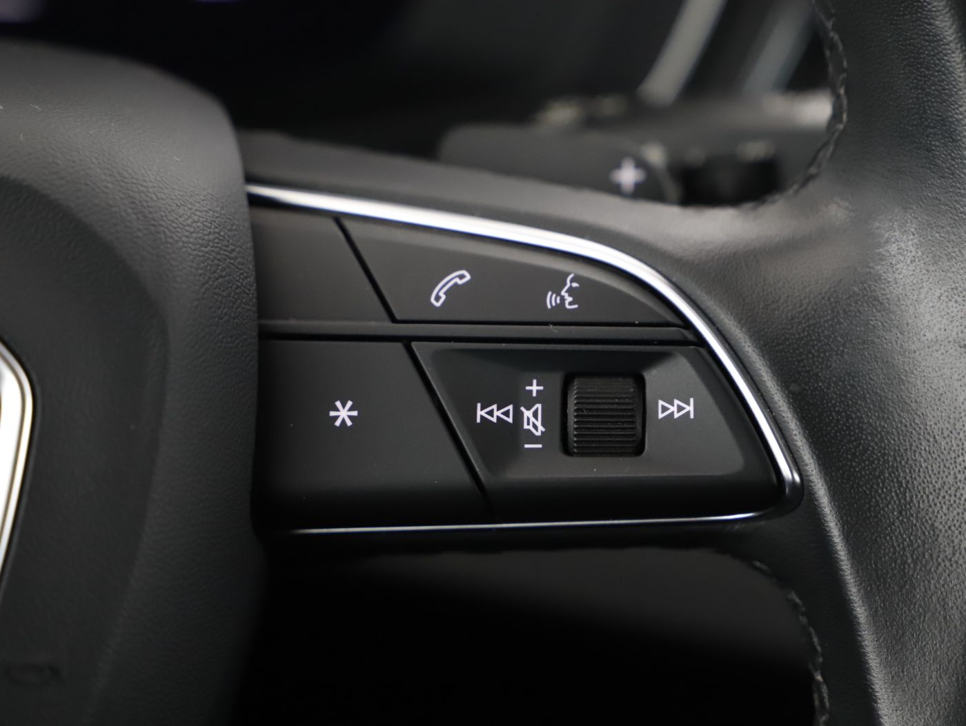 Audi A4 Avant 35 TDI S-Line Aut. | Bild 16 von 26