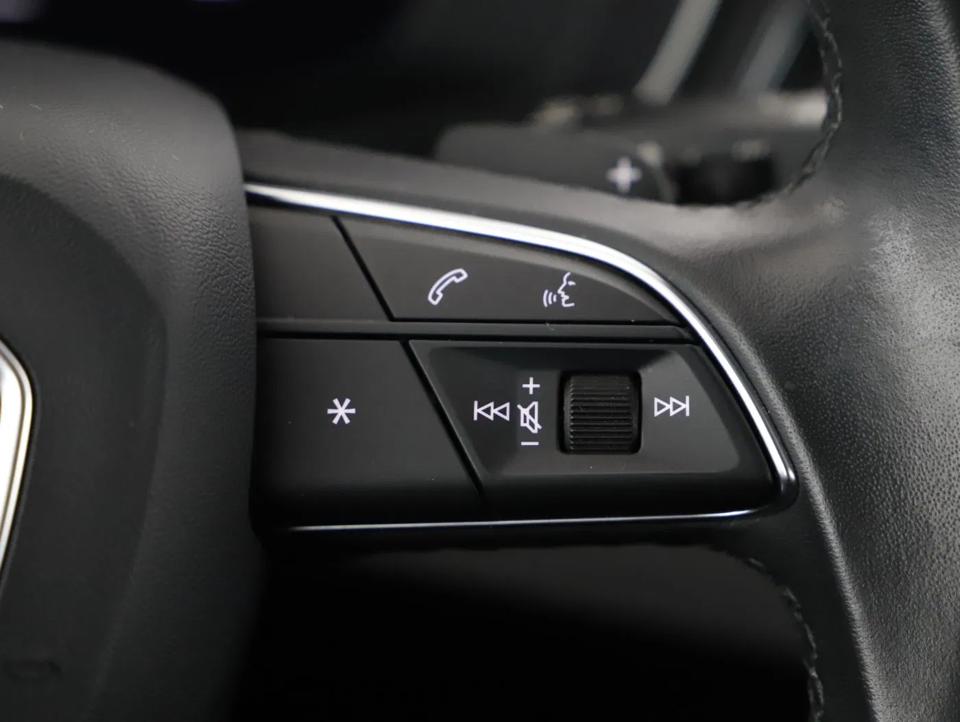 Audi A4 Avant 35 TDI S-Line Aut. | Bild 16 von 26