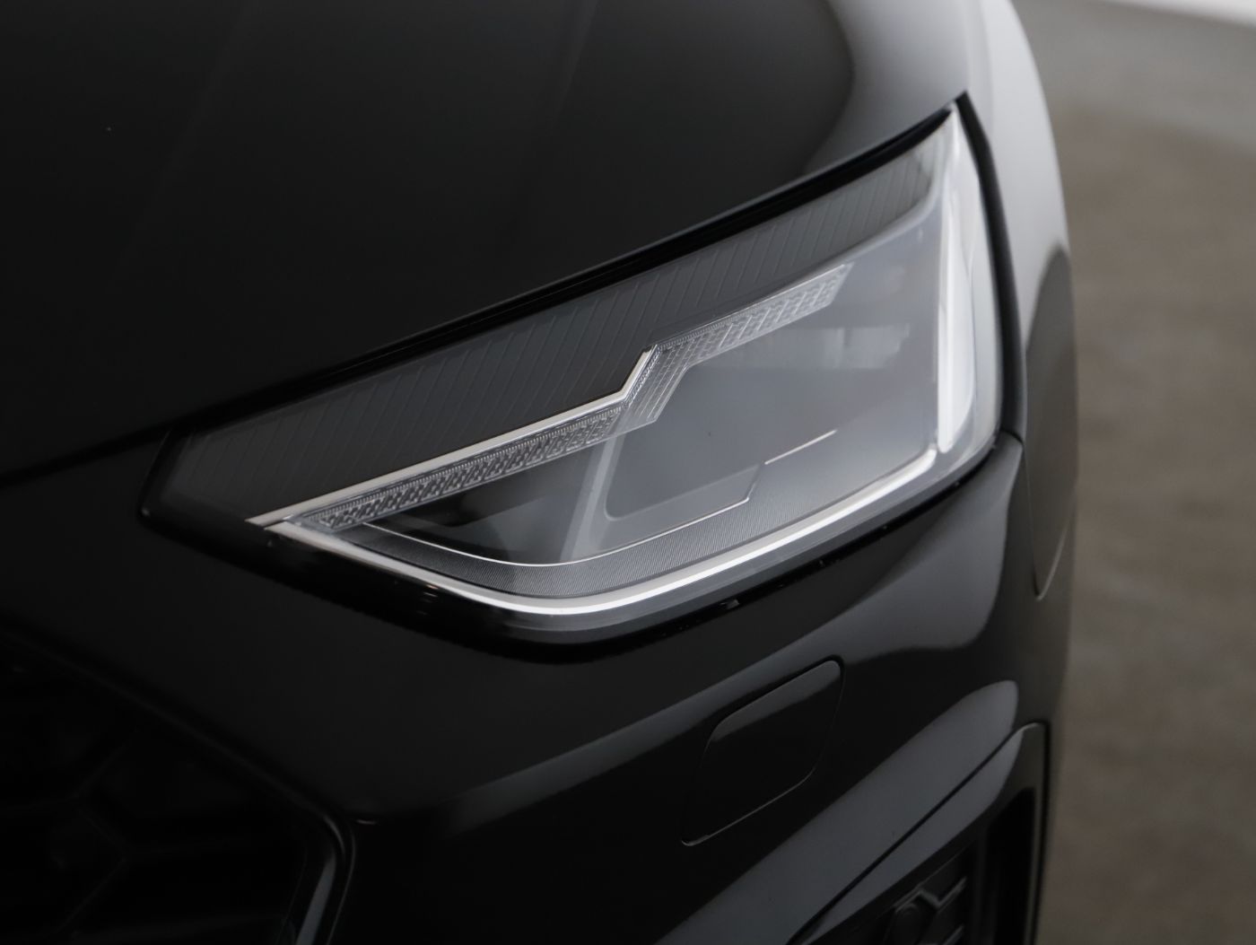 Audi A4 Avant 35 TDI S-Line Aut. | Bild 26 von 26