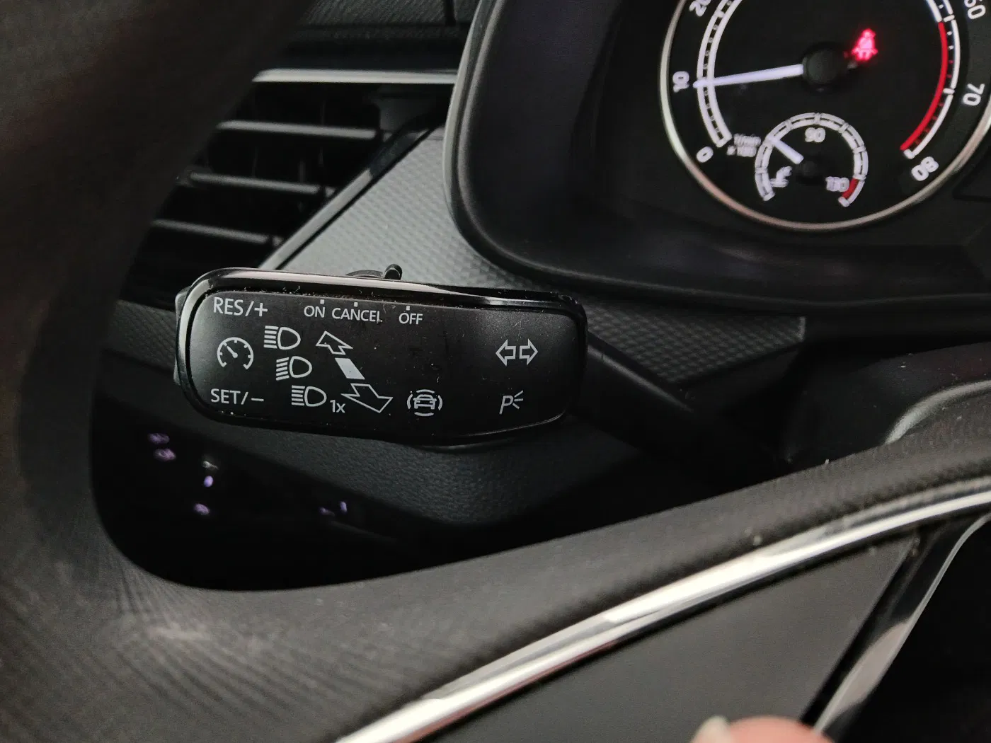 Skoda Scala 1.0 TSI Sport | Bild 19 von 28