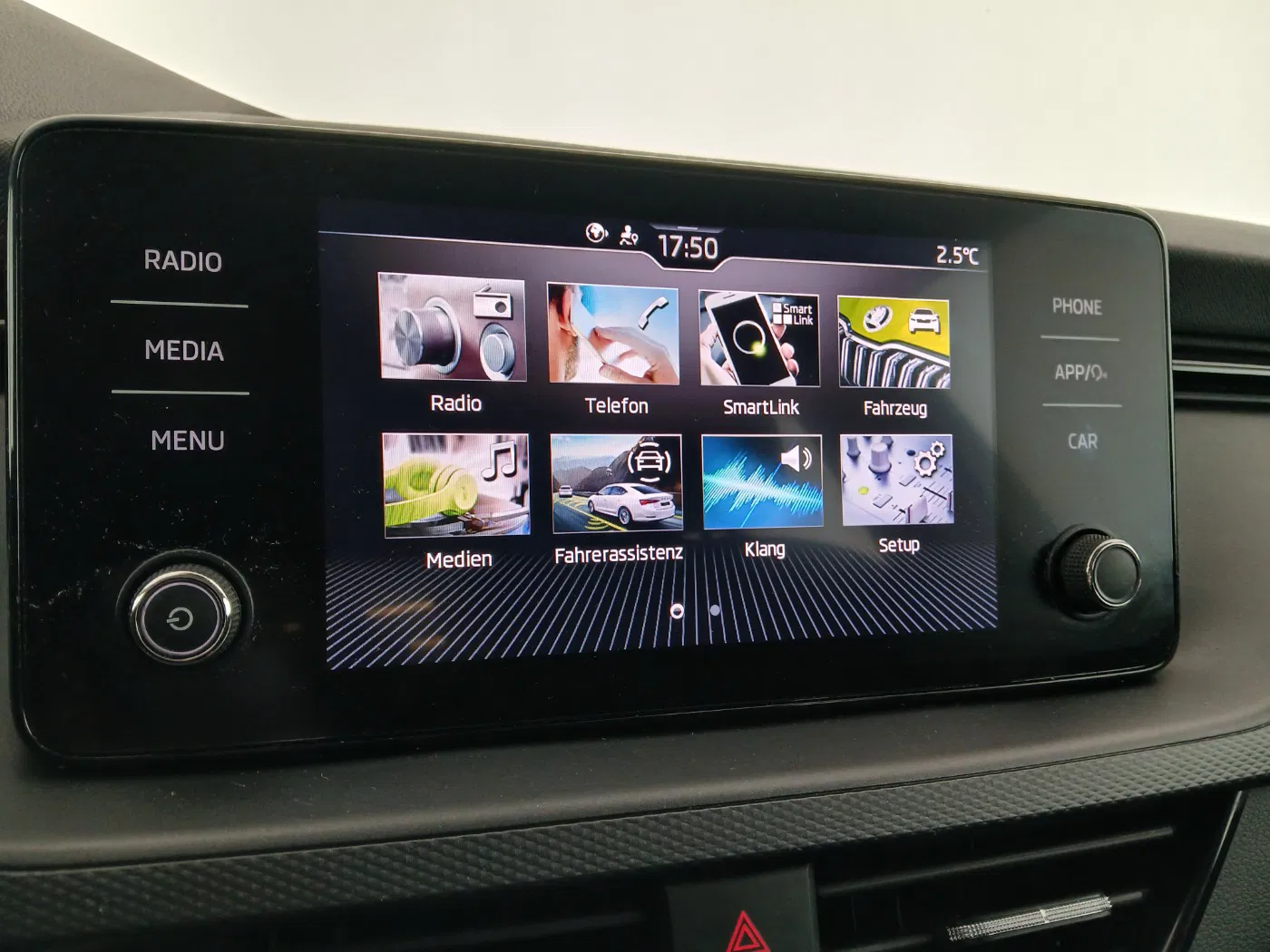 Skoda Scala 1.0 TSI Sport | Bild 20 von 28