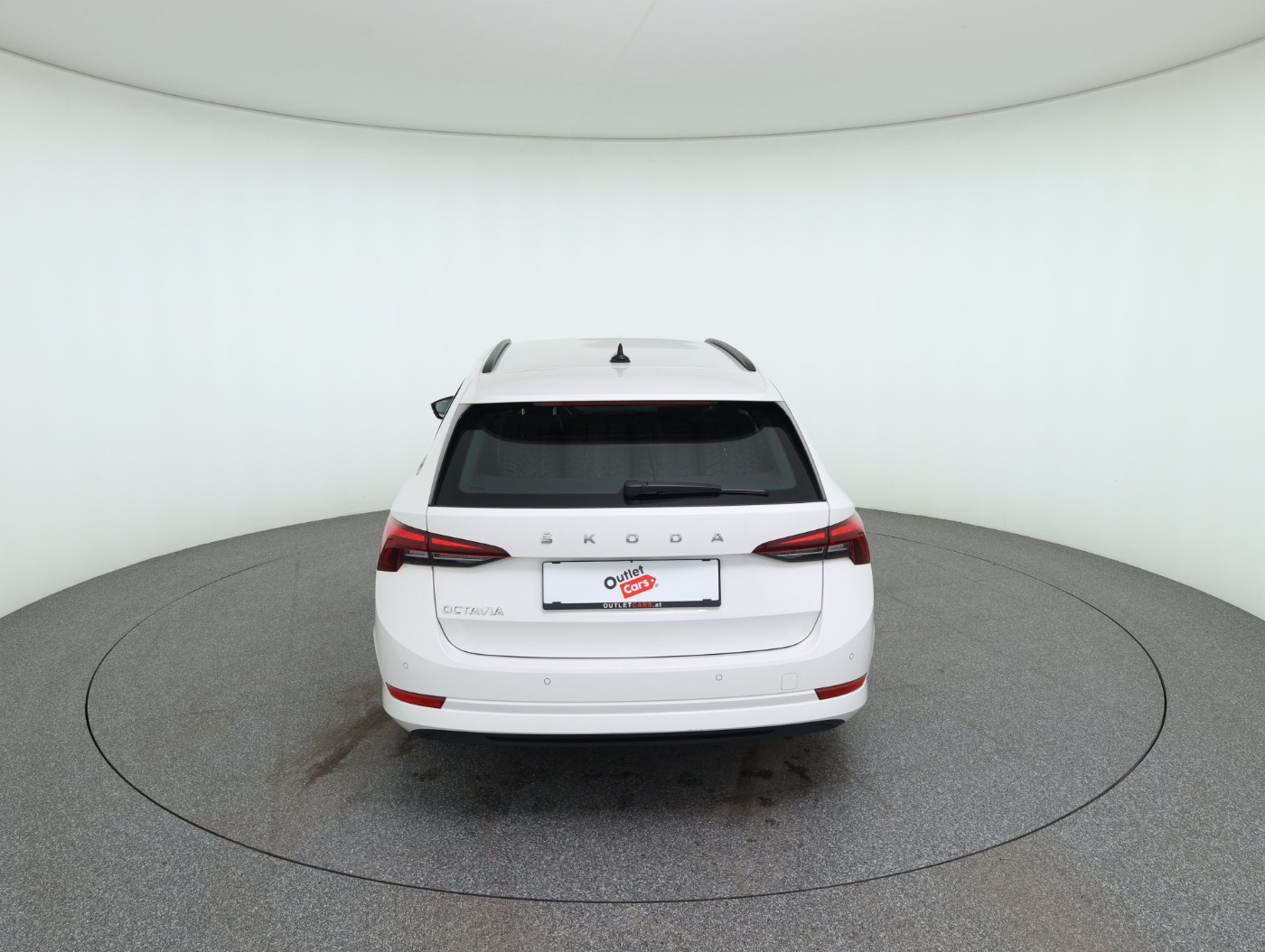 Skoda Octavia Combi 2.0 TDI Ambition | Bild 7 von 28